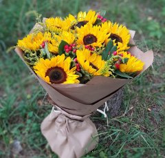 Букет из подсолнухов &laquo;Солнце&raquo;