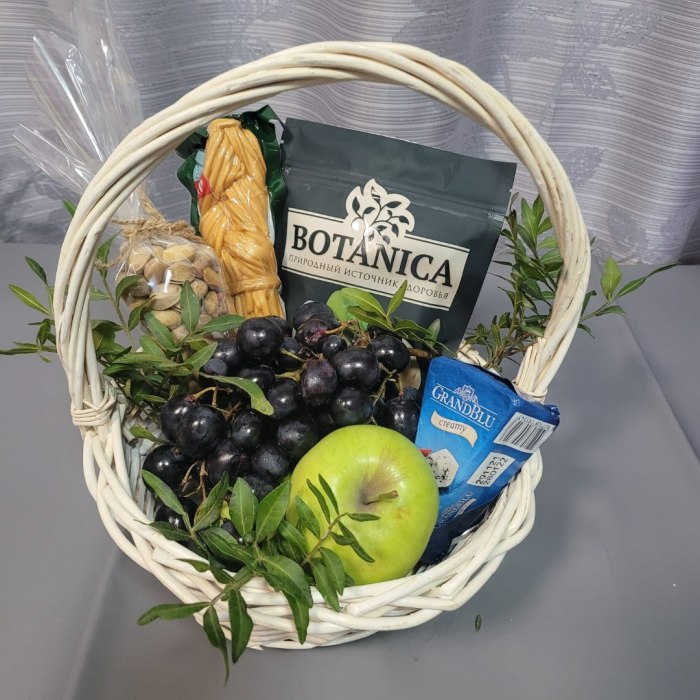 Съедобная композиция «Вкусный день» — доставка цветов Пушкино