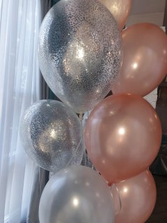 Фонтан из воздушных шаров