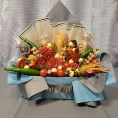 Съедобная композиция &laquo;На здоровье!&raquo;