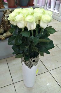 Роза Mondial белая, 70 см (поштучно)